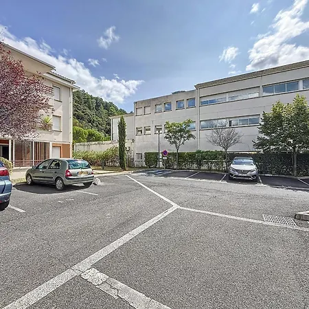 F2 Climatise Avec Terrasse Et Parking A 700m Des Thermes De Les Bains - Fr-1-451-121 Lamalou-les-Bains